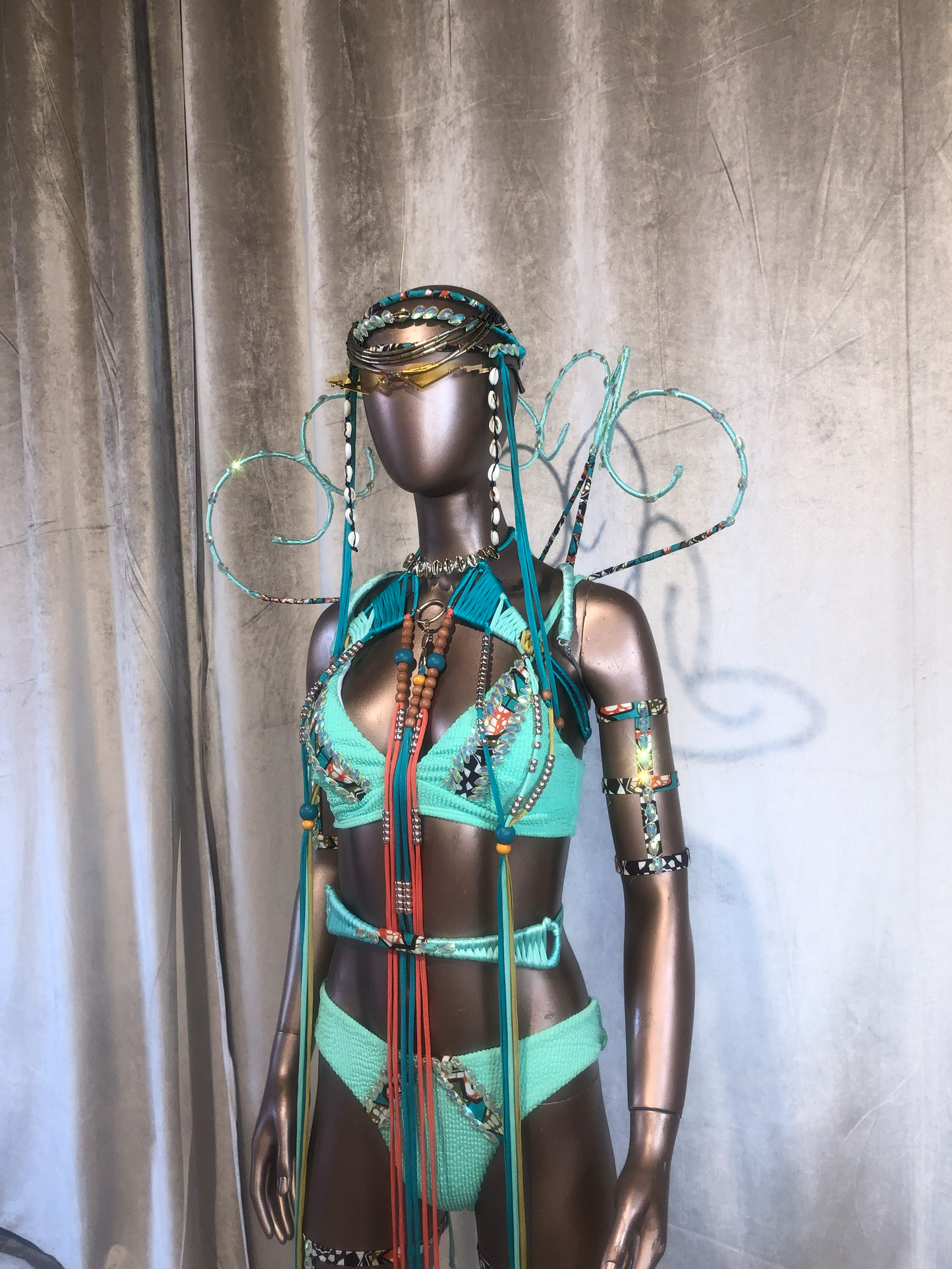 AMAPIANO - Female Backline